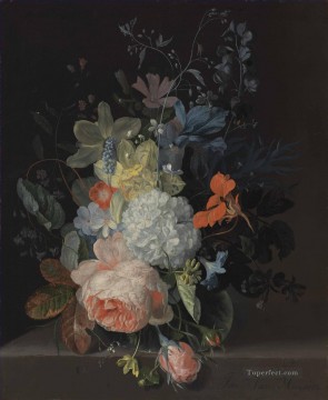 Una rosa, una bola de nieve, narcisos, lirios y otras flores en un jarrón de cristal sobre una cornisa de piedra Jan van Huysum Pinturas al óleo